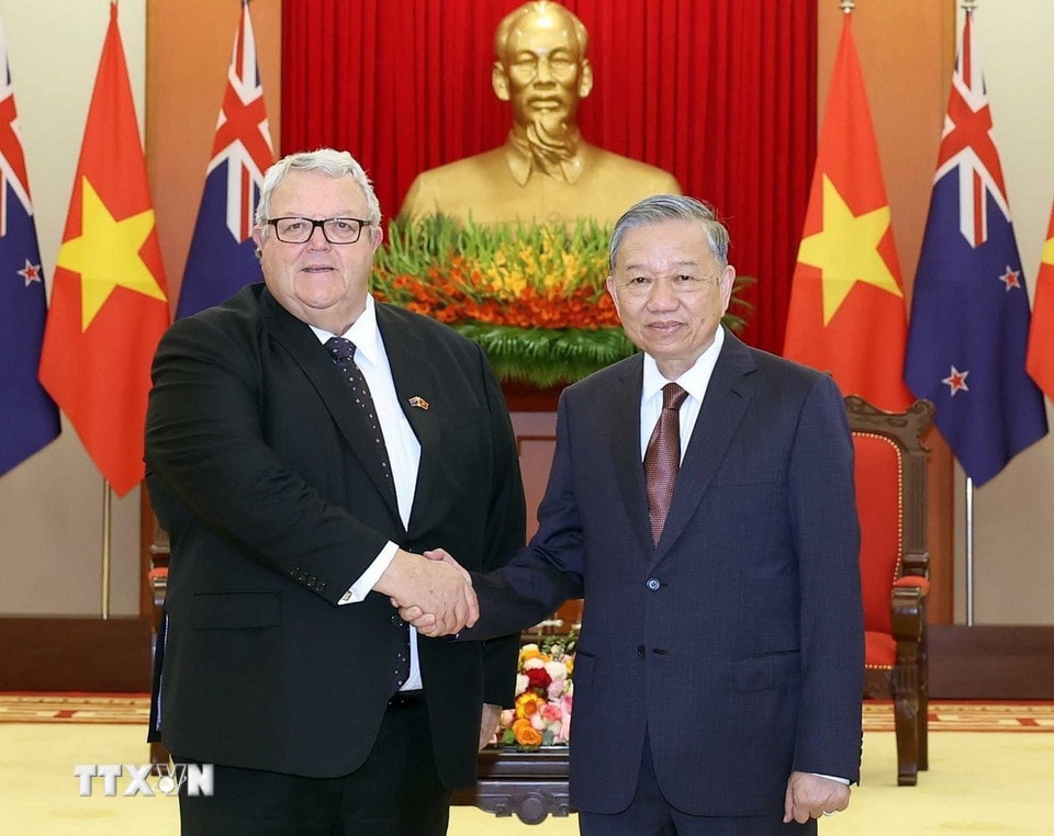 Tổng Bí thư Tô Lâm tiếp Chủ tịch Quốc hội New Zealand Gerry Brownlee. (Ảnh: Thống Nhất/TTXVN)