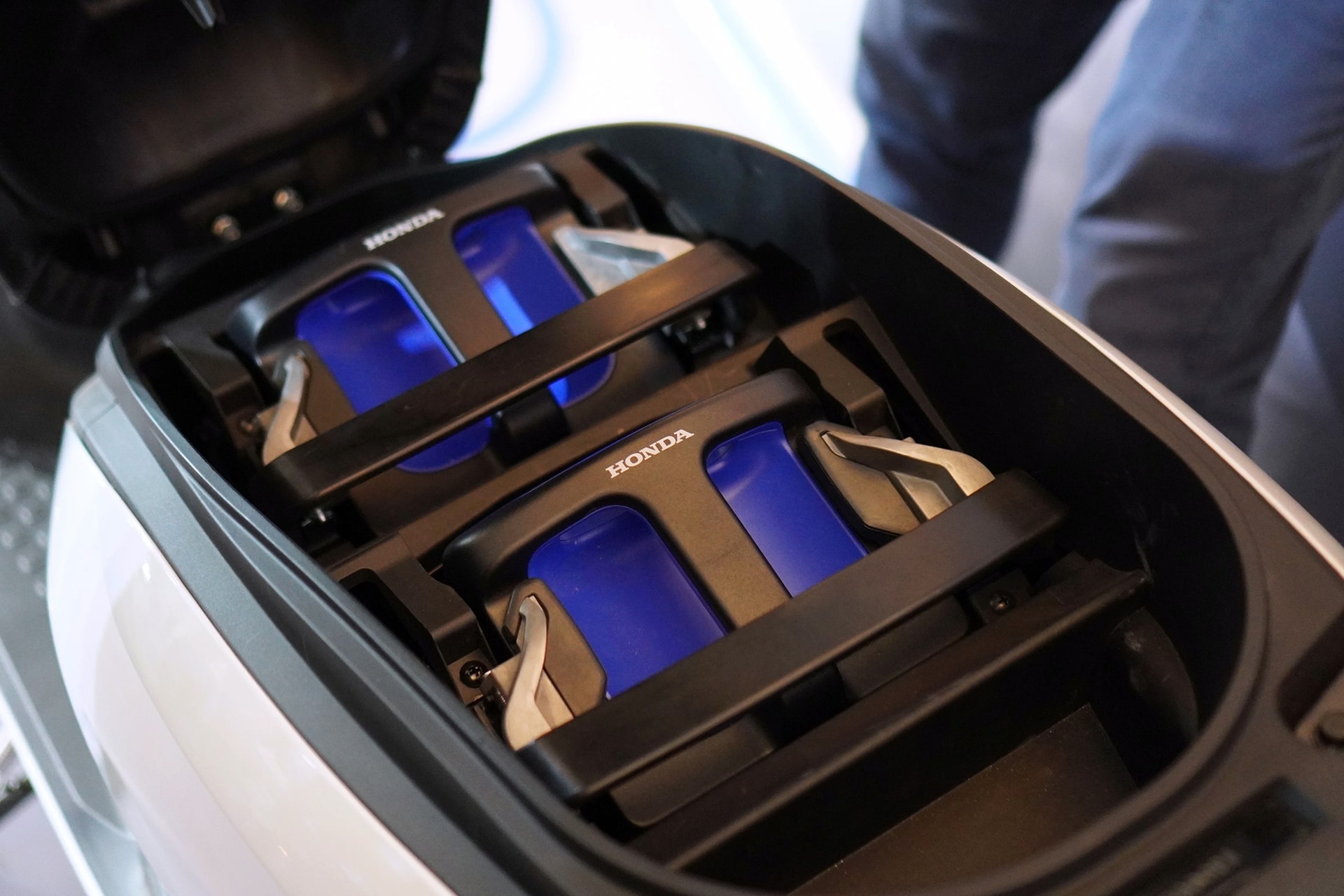 battery_2.jpg