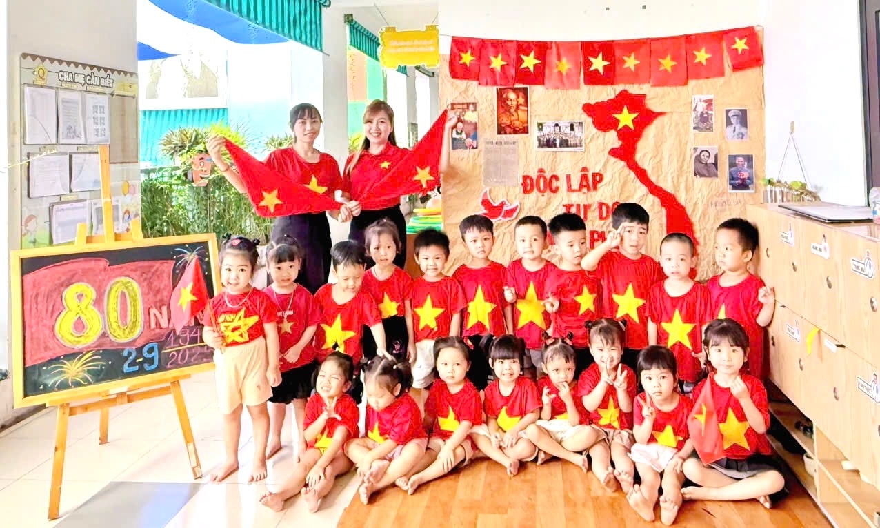 mn-quynh-mai-phuong-bach-mai-1.jpg