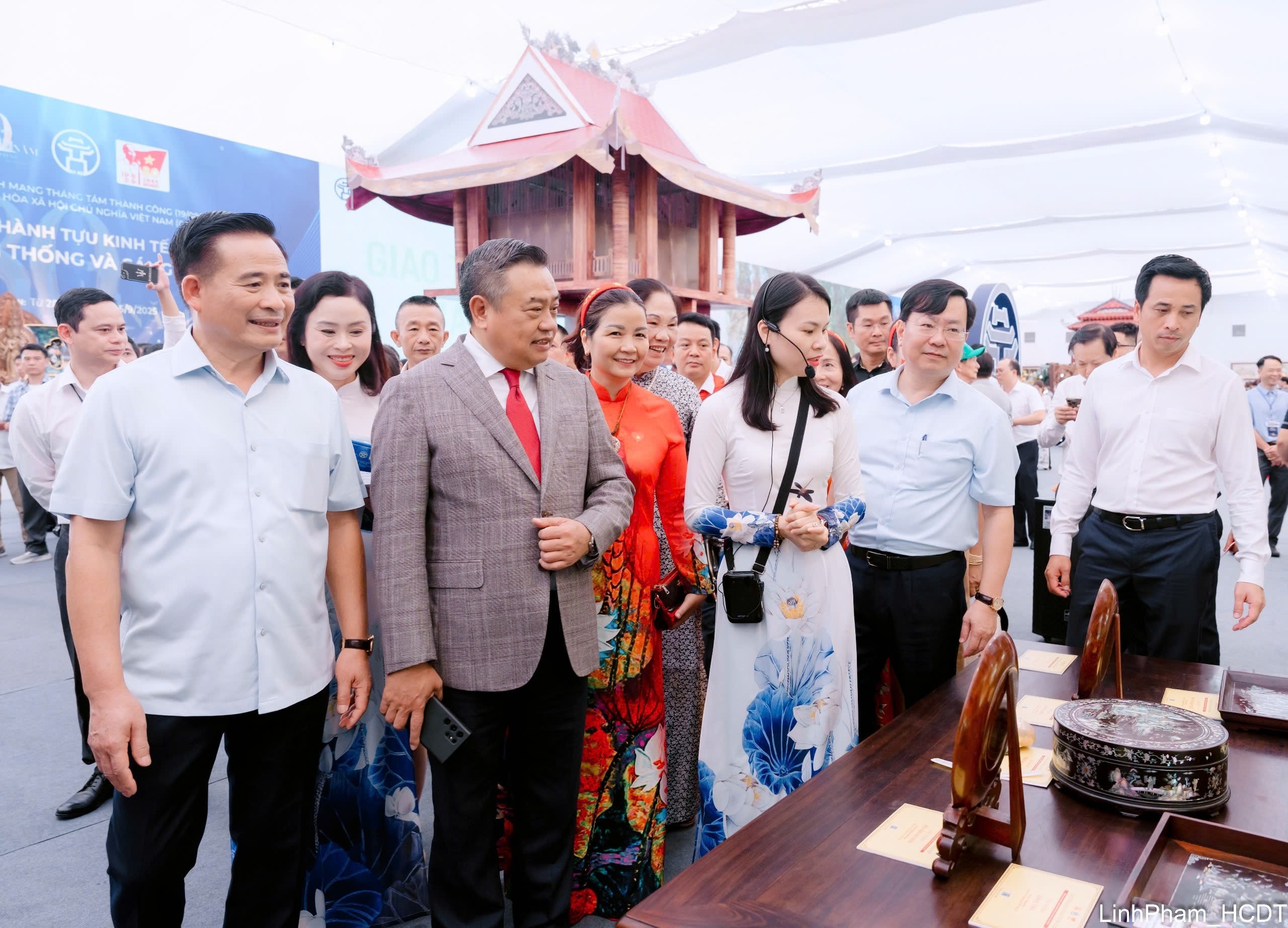 Tôn vinh giá trị truyền thống, khơi dậy khát vọng đổi mới