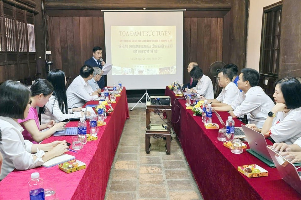 Quang cảnh buổi tọa đàm