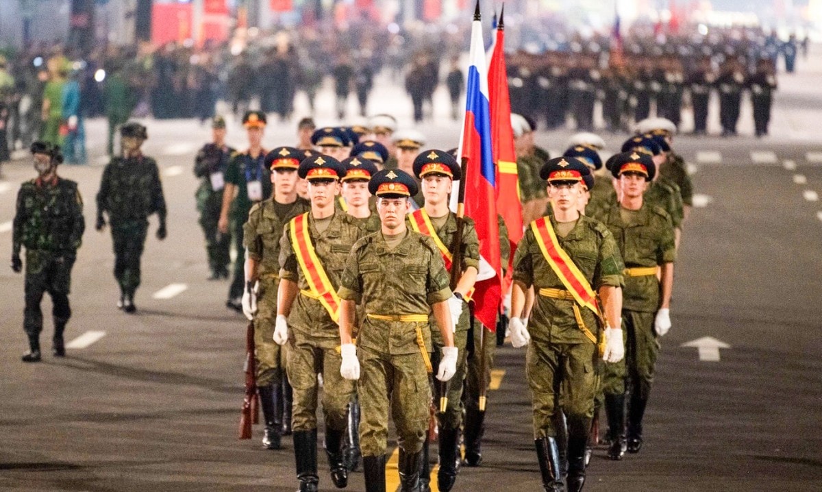 Khối quân nhân Nga, Lào, Campuchia tham dự sơ duyệt A80