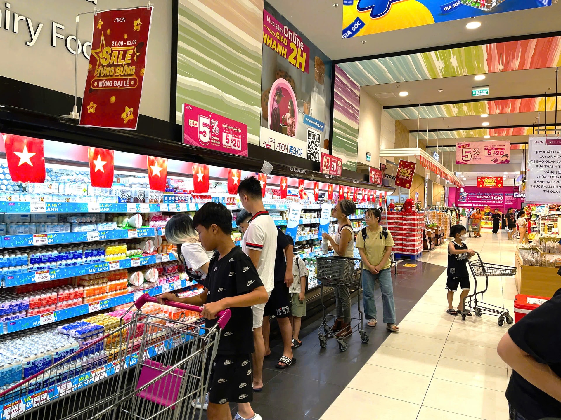 29-8-aeon2.jpg