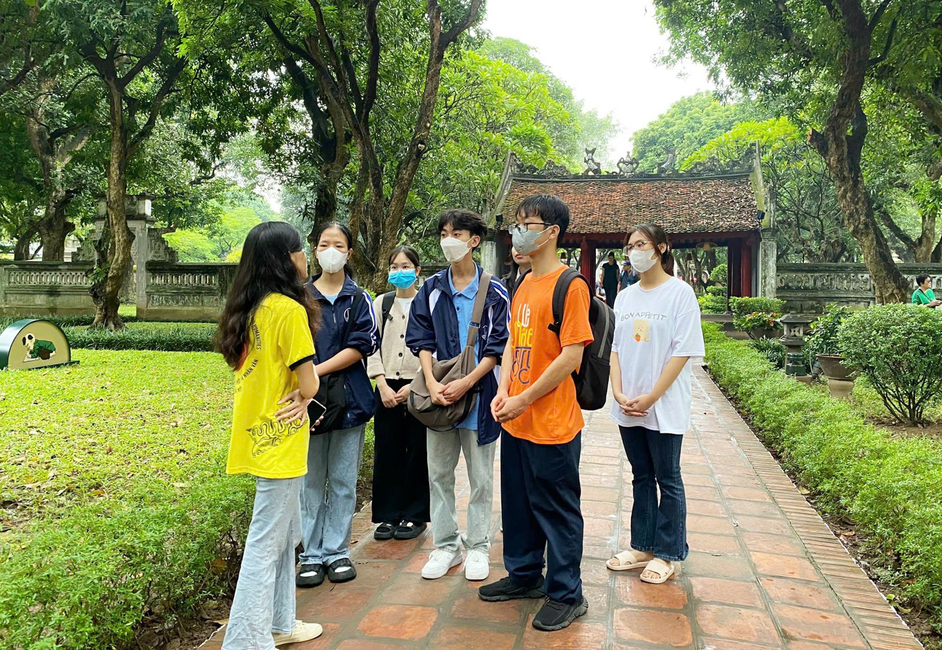 thanh-nien-1.jpg