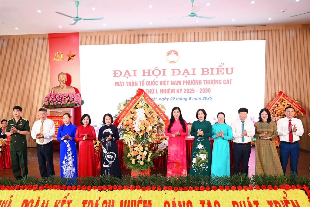 Phát huy sức mạnh đại đoàn kết, vững bước tương lai