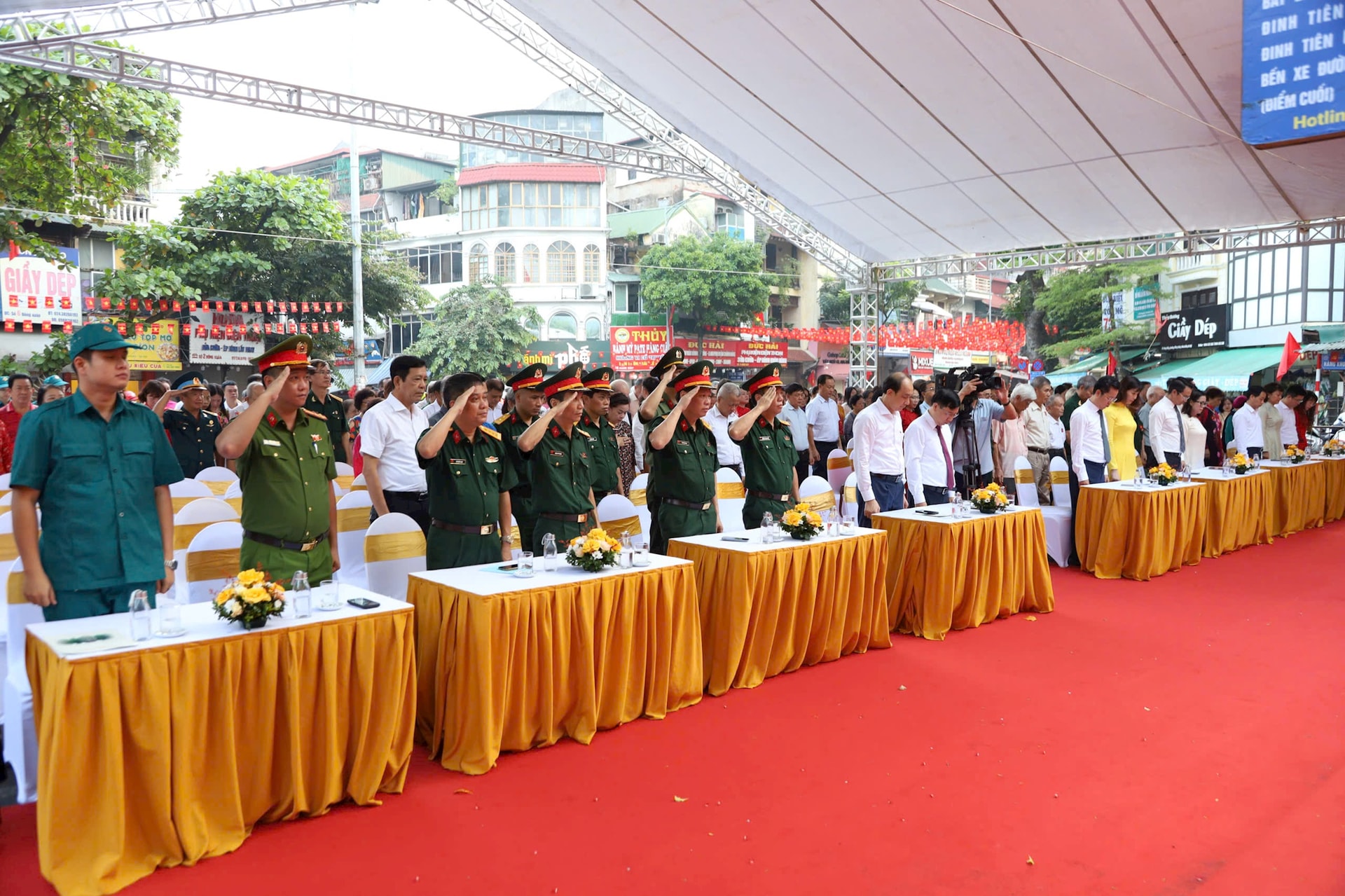 hk-db-du-dep-.jpg