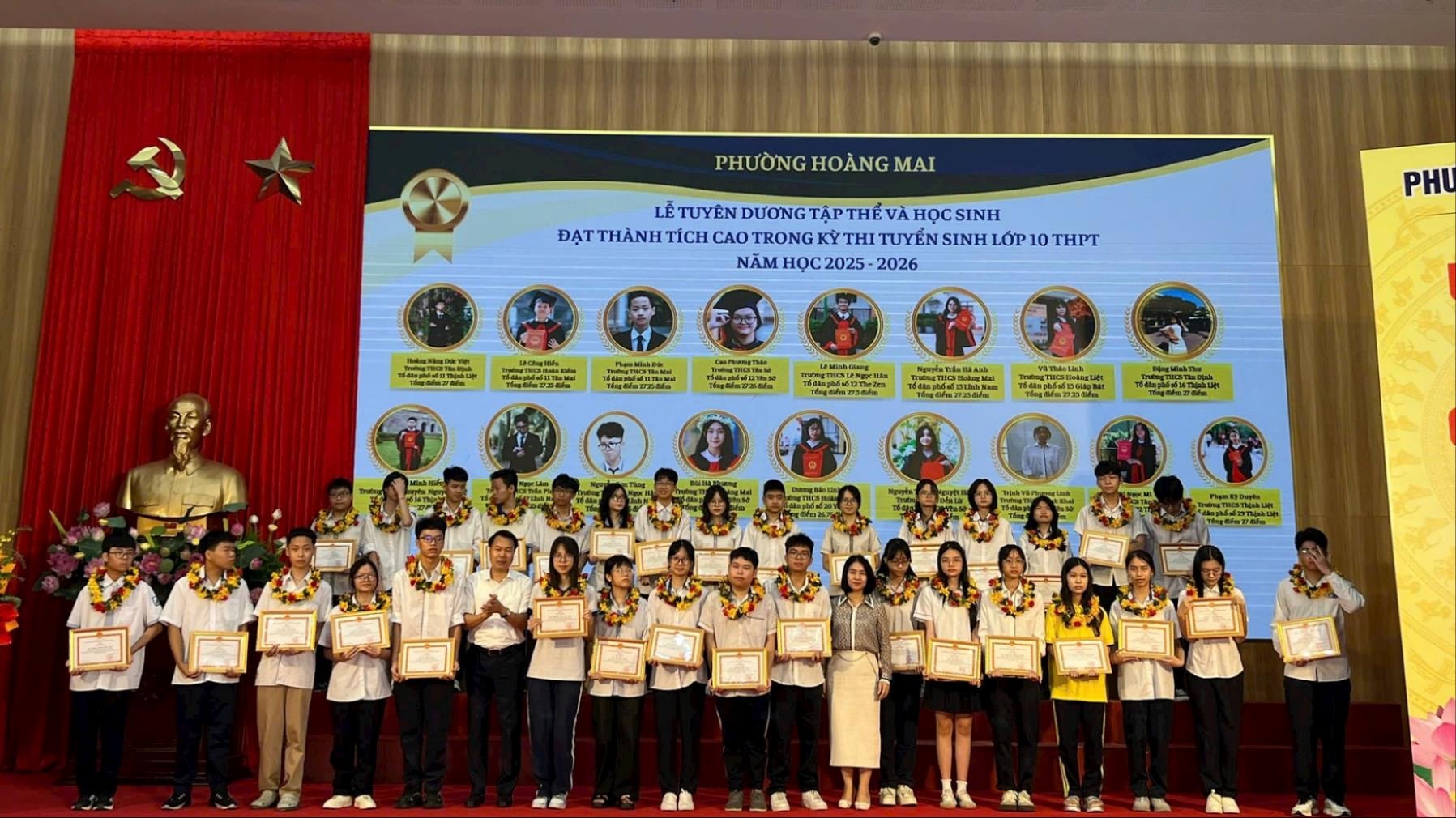 Tuyên dương nhiều tập thể và học sinh đạt thành tích cao trong kỳ thi tuyển sinh lớp 10