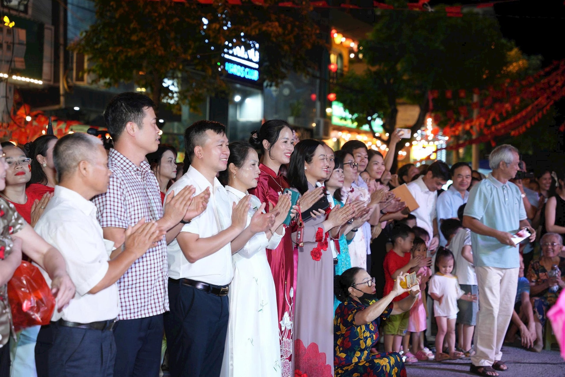 2-9-van-dinh3.jpg