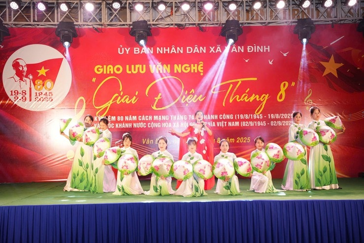 2-9-van-dinh7.jpg