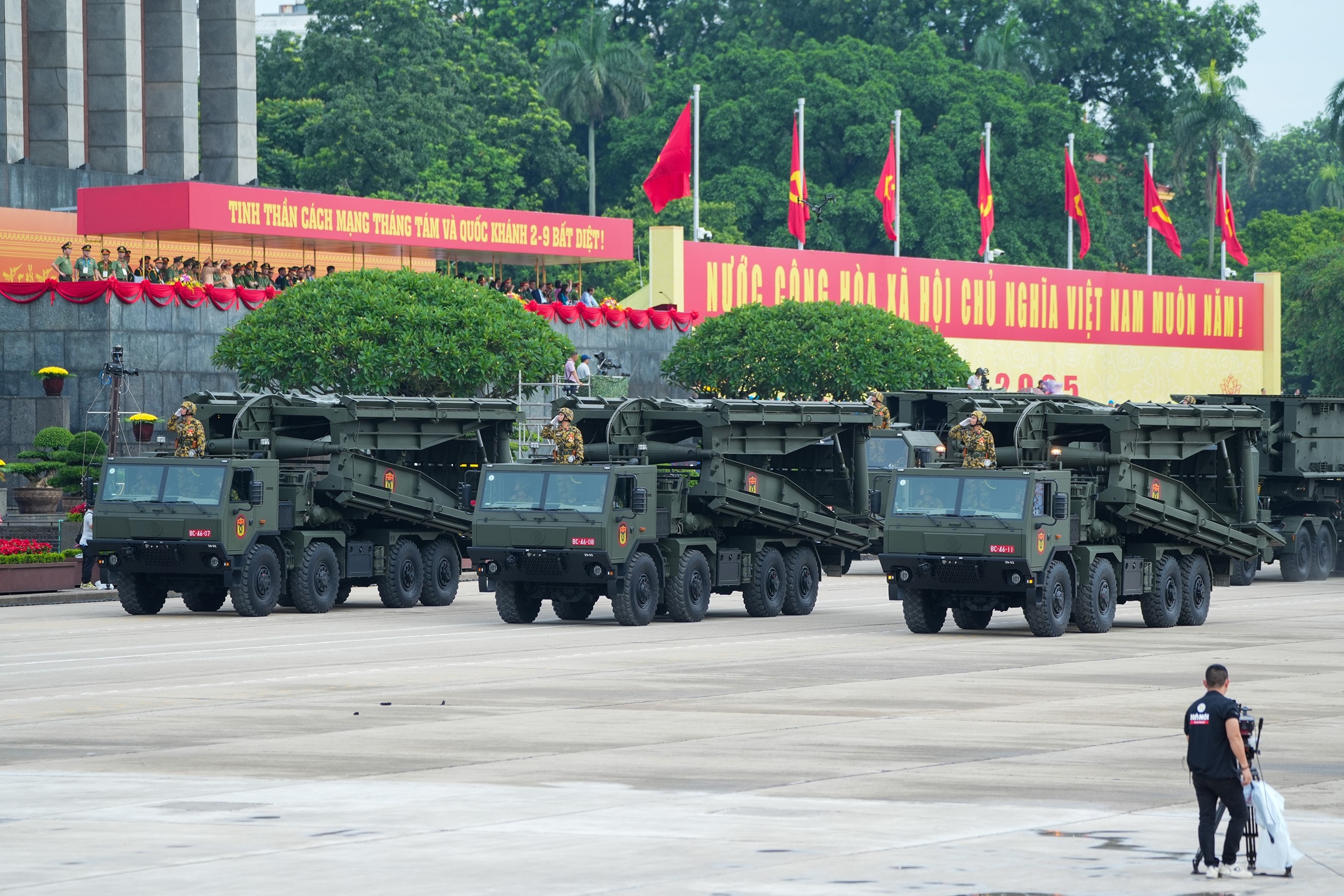 Mãn nhãn chiêm ngưỡng dàn khí tài tại buổi Tổng duyệt A80