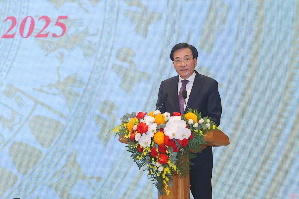 Bộ trưởng, Chủ nhiệm Văn phòng Chính phủ Trần Văn Sơn phát biểu tại buổi gặp mặt - Ảnh: VGP/Nhật Bắc Bộ trưởng, Chủ nhiệm Văn phòng Chính phủ Trần Văn Sơn phát biểu tại buổi gặp mặt - Ảnh: VGP/Nhật Bắc