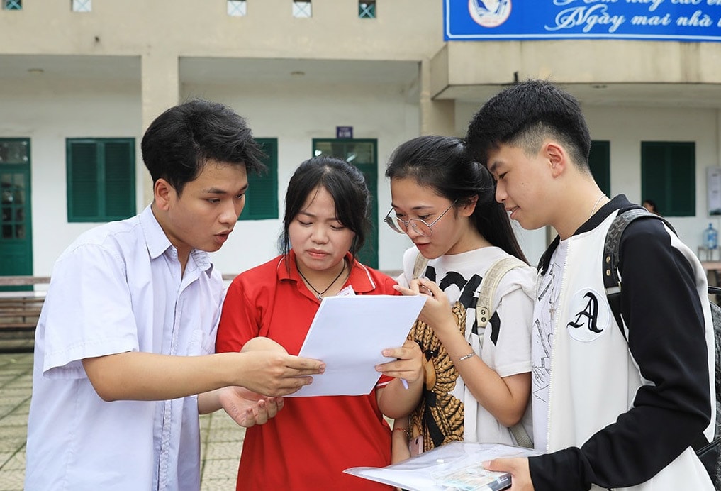 ผู้สมัครสอบเข้าโรงเรียนมัธยมปลายแลกเปลี่ยนปี 2568..jpg
