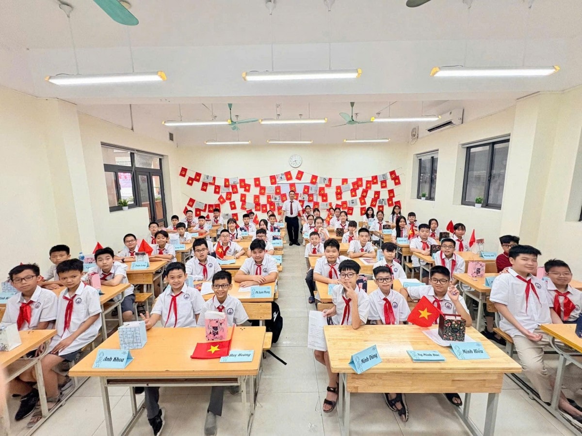 Thầy và trò Thủ đô rộn ràng trong không khí hân hoan chào mừng Đại lễ 80 năm Quốc khánh 2/9