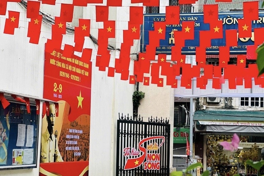 Thầy và trò Thủ đô rộn ràng trong không khí hân hoan chào mừng Đại lễ 80 năm Quốc khánh 2/9
