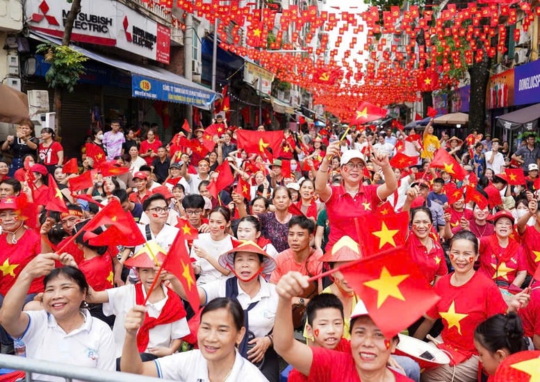 10.428 tỷ đồng giao đến xã, phường để tặng quà nhân dân dịp Quốc khánh