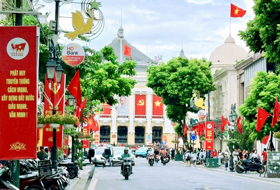 Vinh quang đời đời đất nước, dân tộc Việt Nam