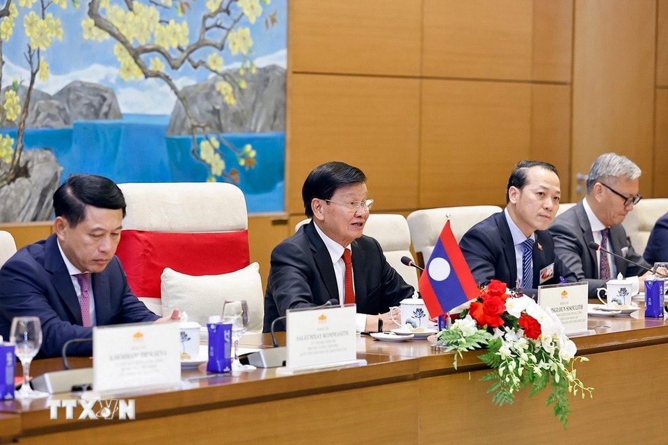 chu-tich-quoc-hoi-tiep-tong-bi-thu-lao-9.jpg