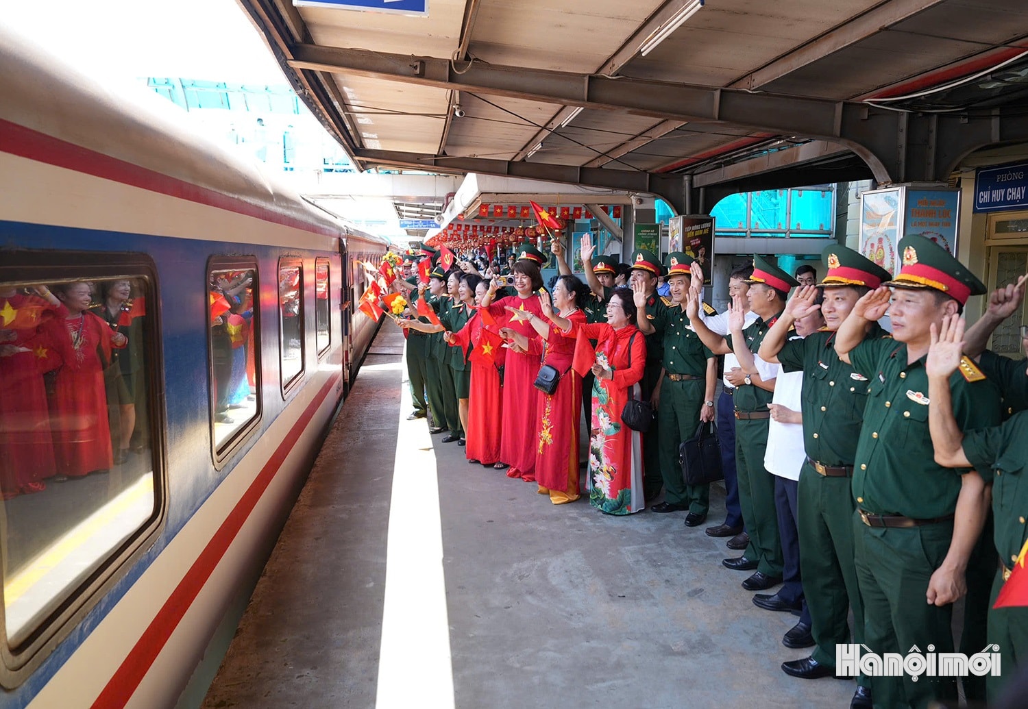 W_tienchien-si-ve-don-vi-1.jpg