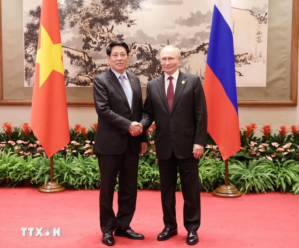 chu-tich-nuoc-luong-cuong-tong-thong-nga-putin-1.jpg