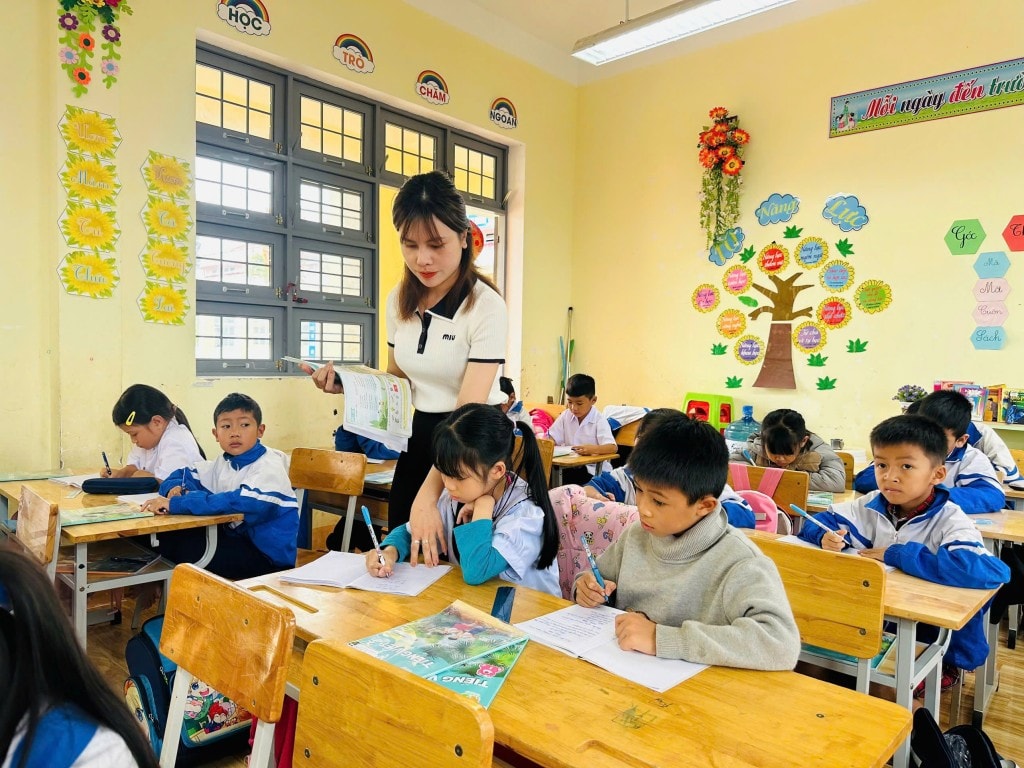 Dù khó khăn đến mấy, những ước mơ vẫn sẽ tiếp tục được thắp sáng từ chính những bữa cơm đong đầy yêu thương.