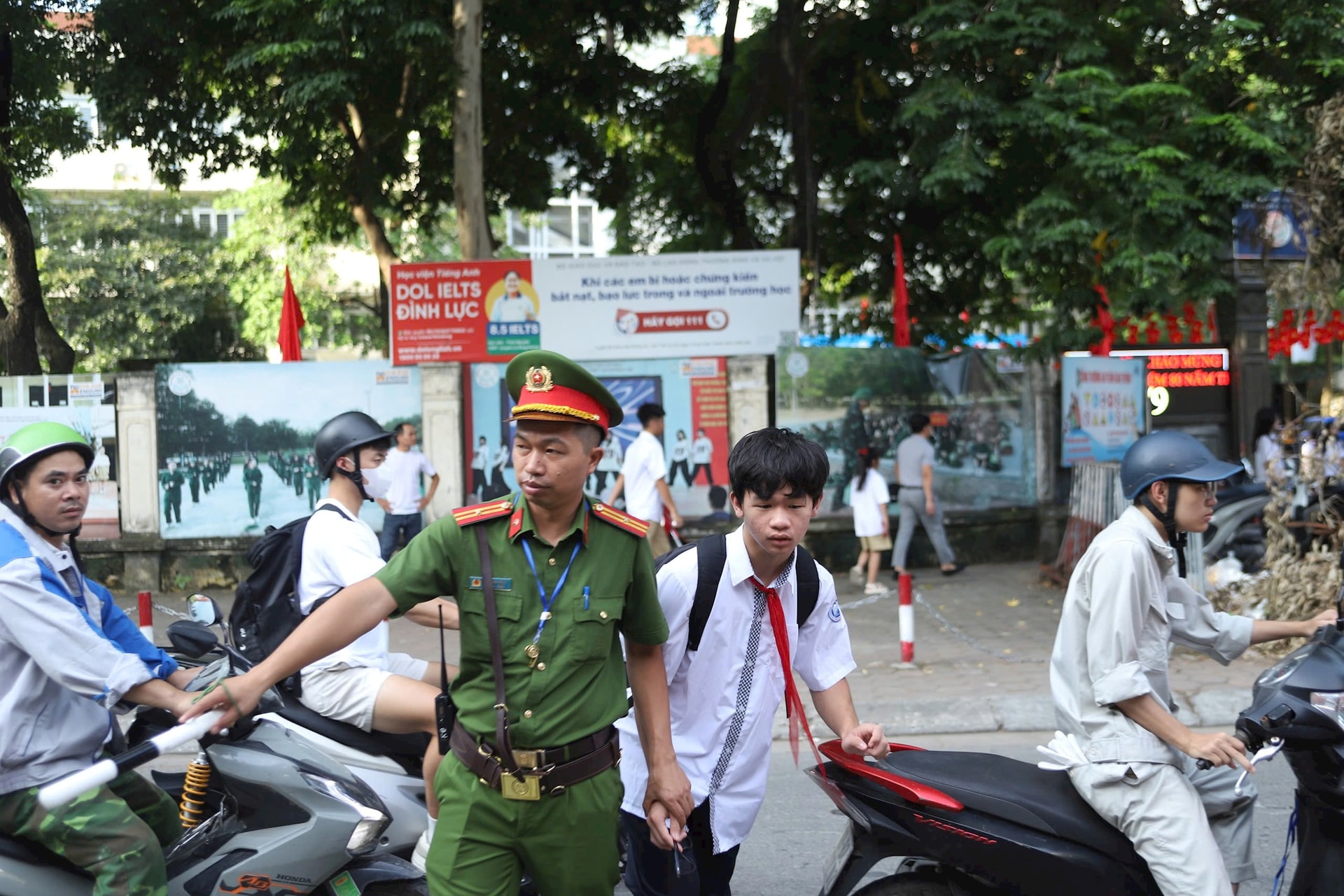 khuong-dinh1.jpg