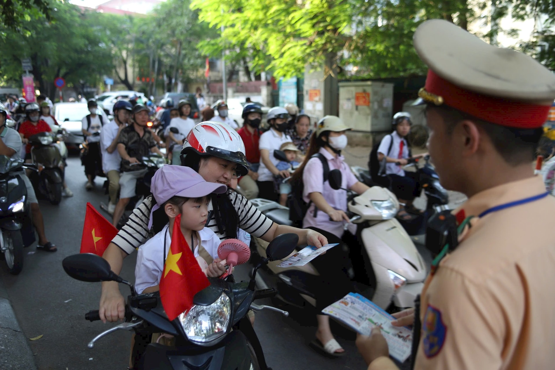 khuong-dinh2.jpg