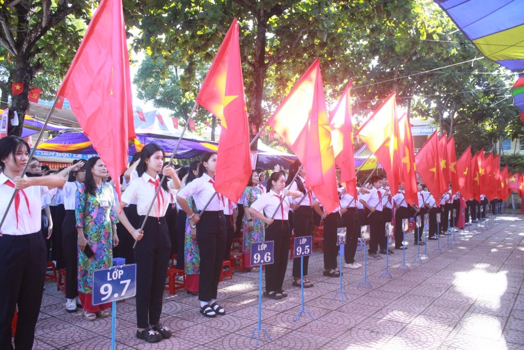 Hơn 670 nghìn học sinh của 971 trường công lập và 212 trường ngoài công lập ở TP Đà Nẵng nô nức tham dự lễ khai giảng năm học mới 2025 – 2026 (Ảnh Út Vũ) Hơn 670 nghìn học sinh của 971 trường công lập và 212 trường ngoài công lập ở TP Đà Nẵng nô nức tham dự lễ khai giảng năm học mới 2025 – 2026 (Ảnh Út Vũ)
