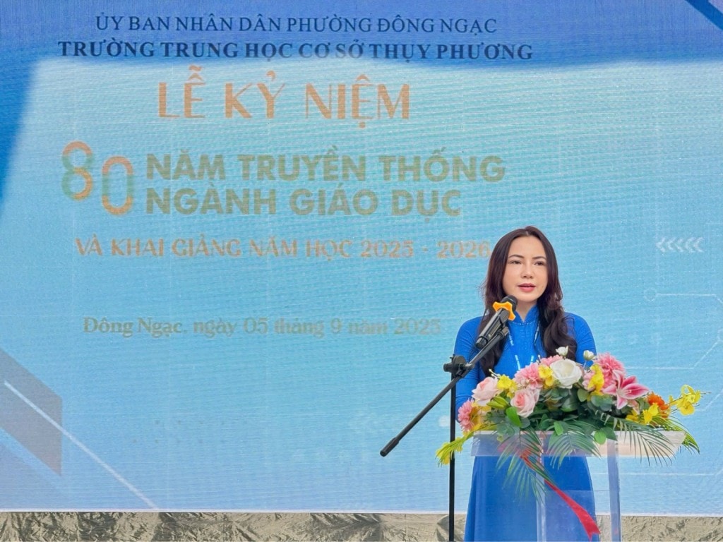 Đồng chí Nguyễn Thị Hương, Uỷ viên BTV Đảng ủy, Phó Chủ tịch UBND phường Đông Ngạc
