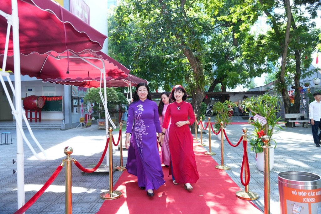 Khai giảng năm học mới cùng thầy và trò Trường Tiểu học Tây Sơn