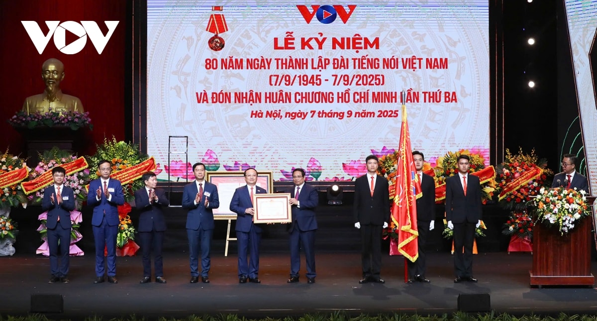 Đài Tiếng nói Việt Nam đón nhận Huân chương Hồ Chí Minh lần thứ 3