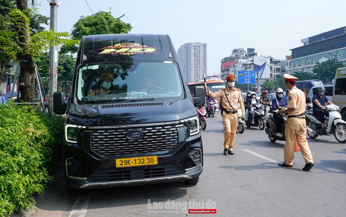 Tăng cường xử phạt xe đi vào làn khẩn cấp tại đường Vành đai 3 trên cao