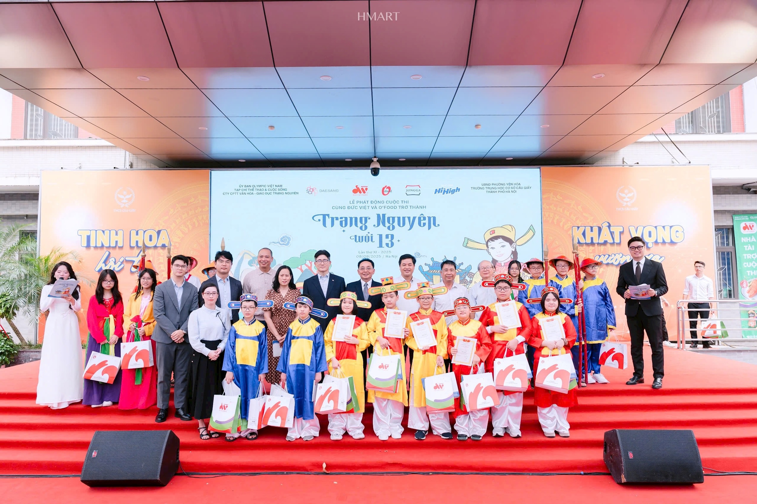 0909-phat-dong-cuoc-thi-trang-nguyen-2.jpg
