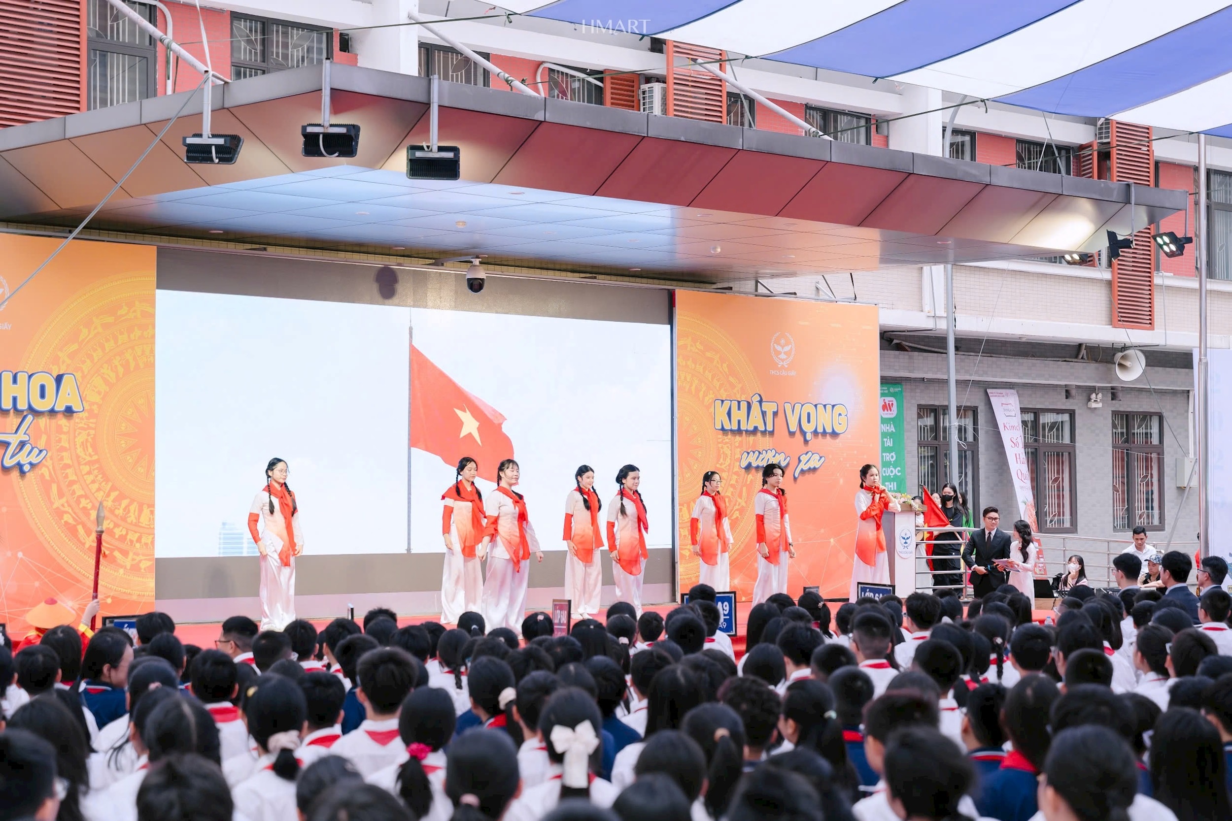 0909-phat-dong-cuoc-thi-trang-nguyen-4.jpg