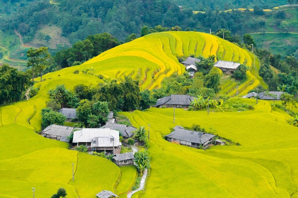 30 năm Vietravel - Hơn một thập kỷ “Áo ấm cho em” lan tỏa yêu thương