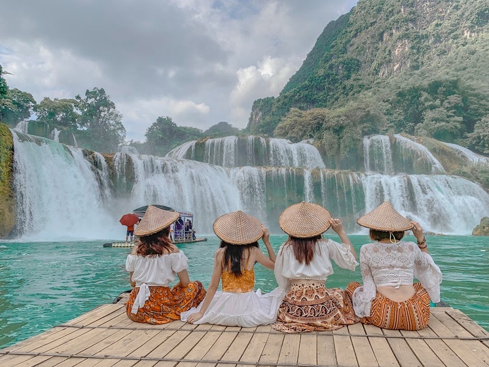 30 năm Vietravel - Hơn một thập kỷ “Áo ấm cho em” lan tỏa yêu thương