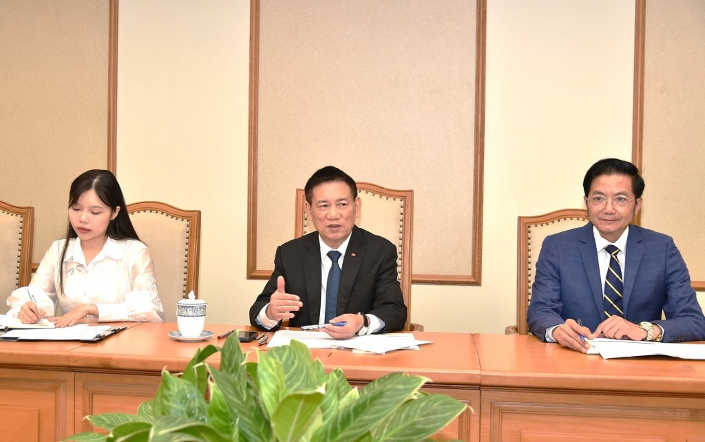 Phó Thủ tướng Hồ Đức Phớc phát biểu tại cuộc tiếp và làm việc với Đại sứ Hàn Quốc Choi Young Sam và các doanh nghiệp Hàn Quốc - Ảnh: VGP/Đức Mạnh