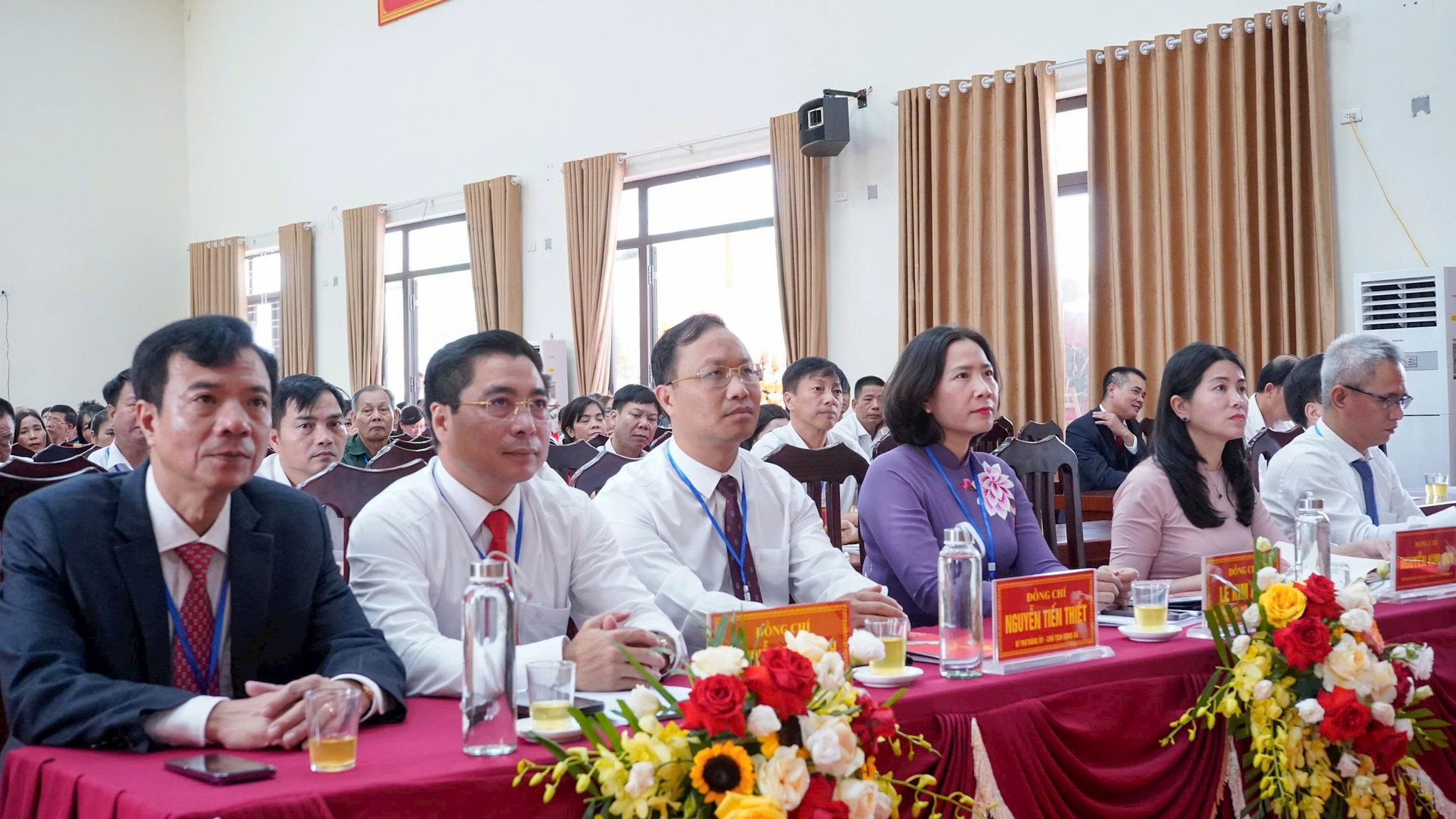 mttq-xa-ung-hoa12.jpg