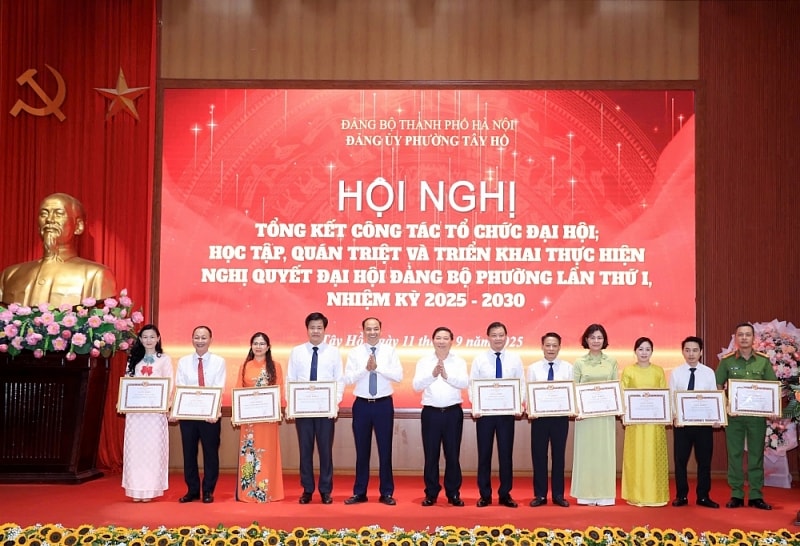 Phường đầu tiên phát động cuộc thi tìm hiểu Nghị quyết về Đảng