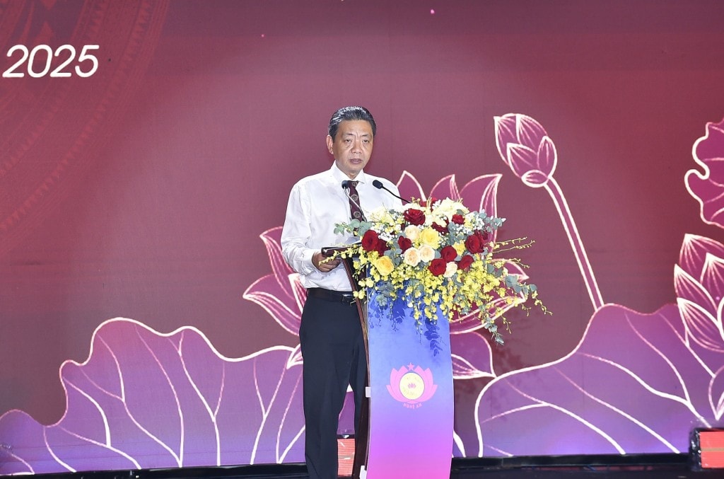 Thứ trưởng Bộ Văn hoá, Thể thao và Du lịch Hoàng Đạo Cương phát biểu tại buổi lễ - Ảnh: VGP/Giang Thanh