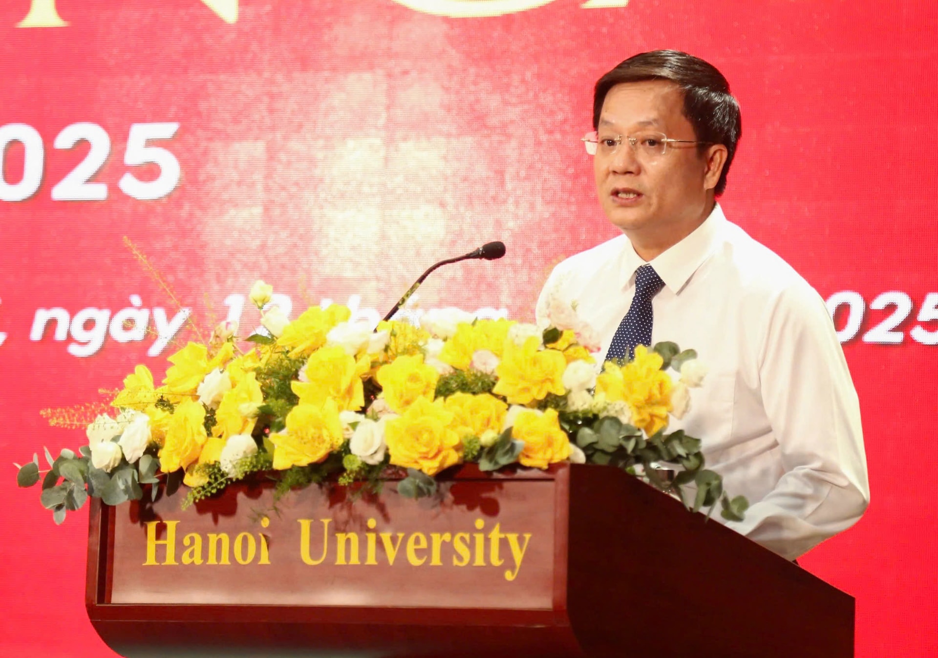 ញ៉ា-បាវ-ហូ-មិញ-ឈៀន.jpg