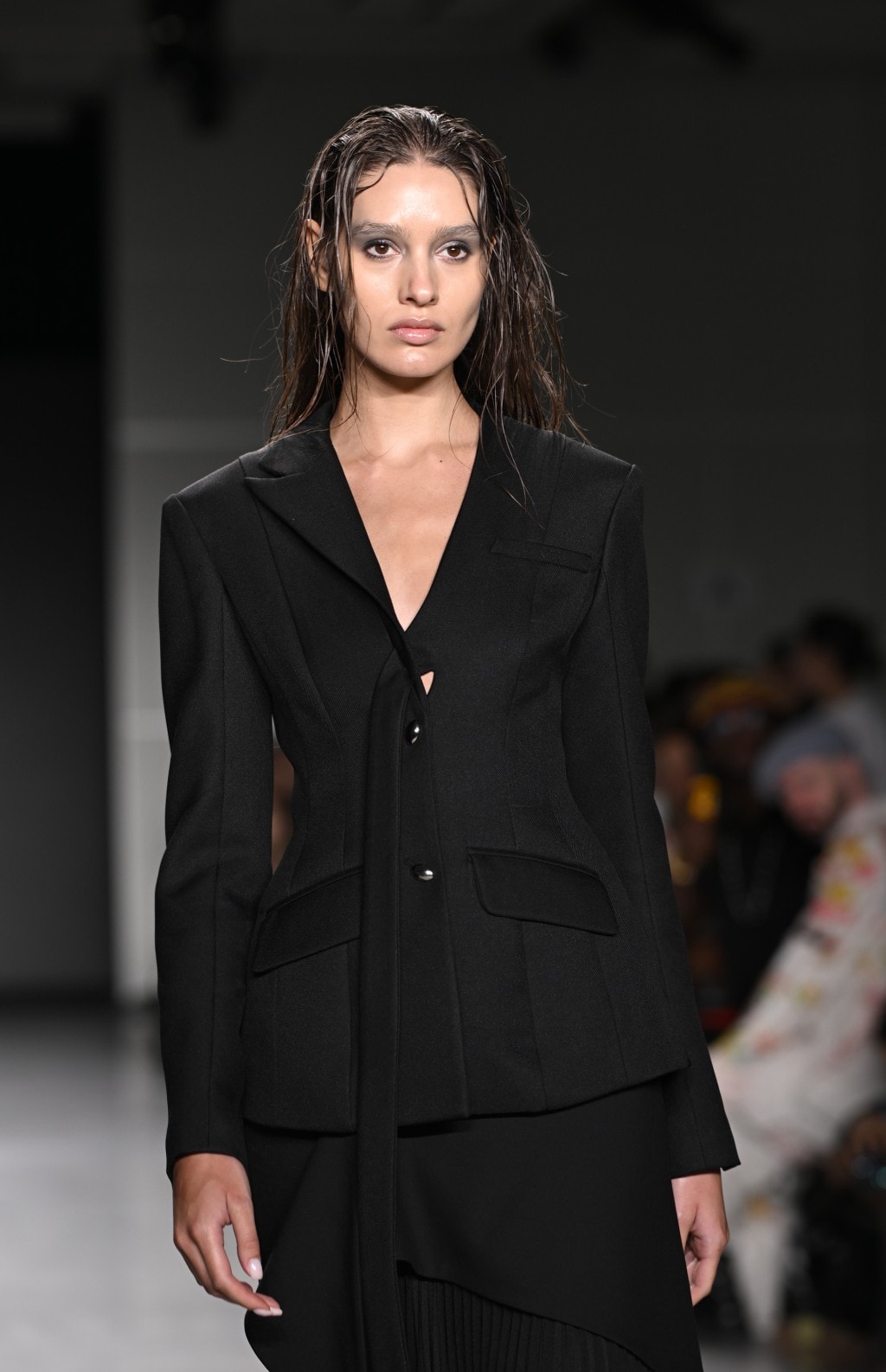 Thời trang công sở Việt tỏa sáng trên sàn diễn New York Fashion Week