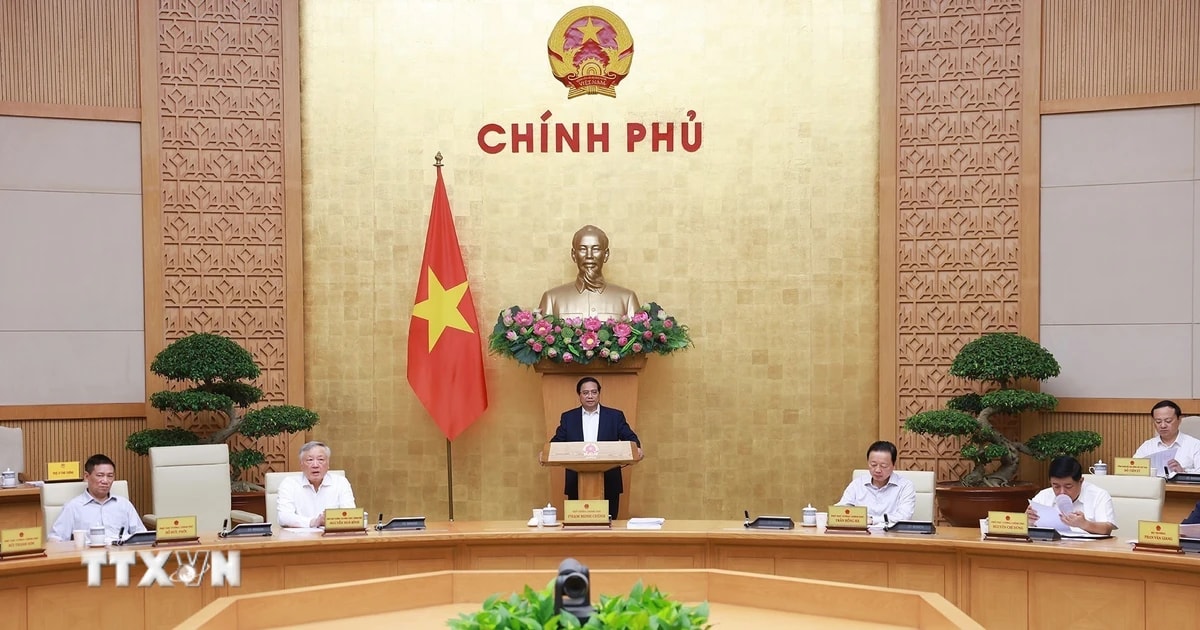 Thủ tướng Phạm Minh Chính chủ trì Phiên họp Chính phủ chuyên đề về xây dựng pháp luật tháng 9 năm 2025. (Ảnh: Dương Giang/TTXVN)