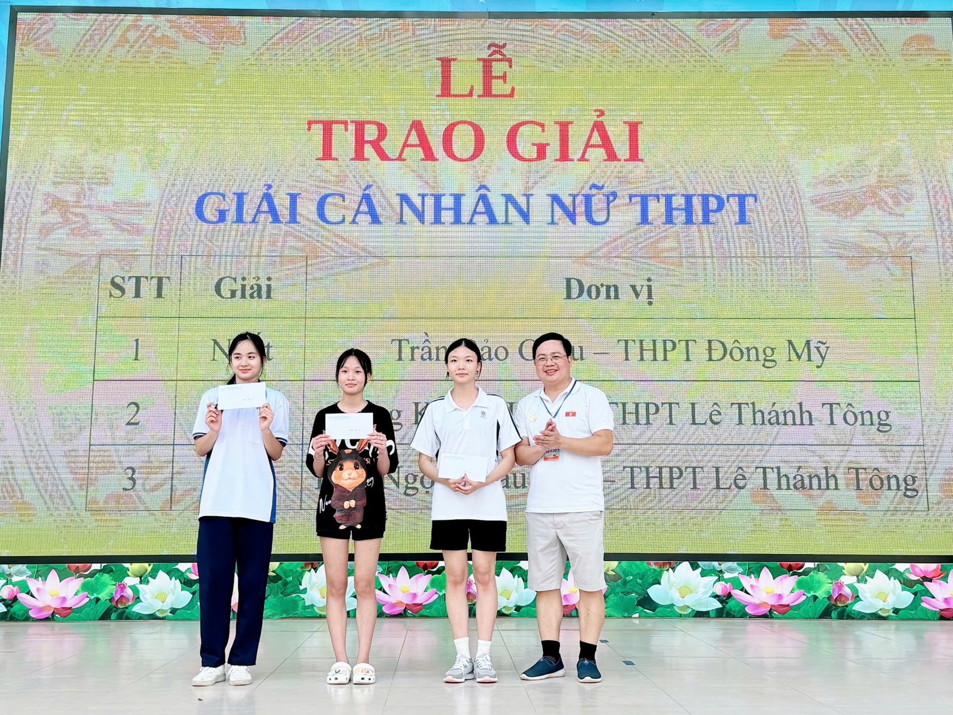 nam-phu-9.jpg