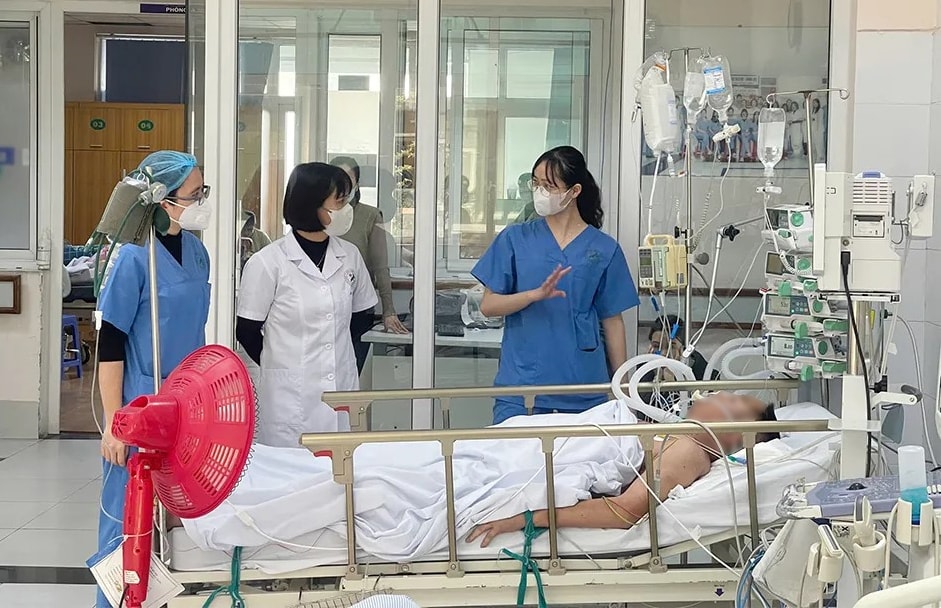 care-and-treatment-for-patients-at-Duc-Giang-General-Hospital.-Anh-Tran-Thao.jpg