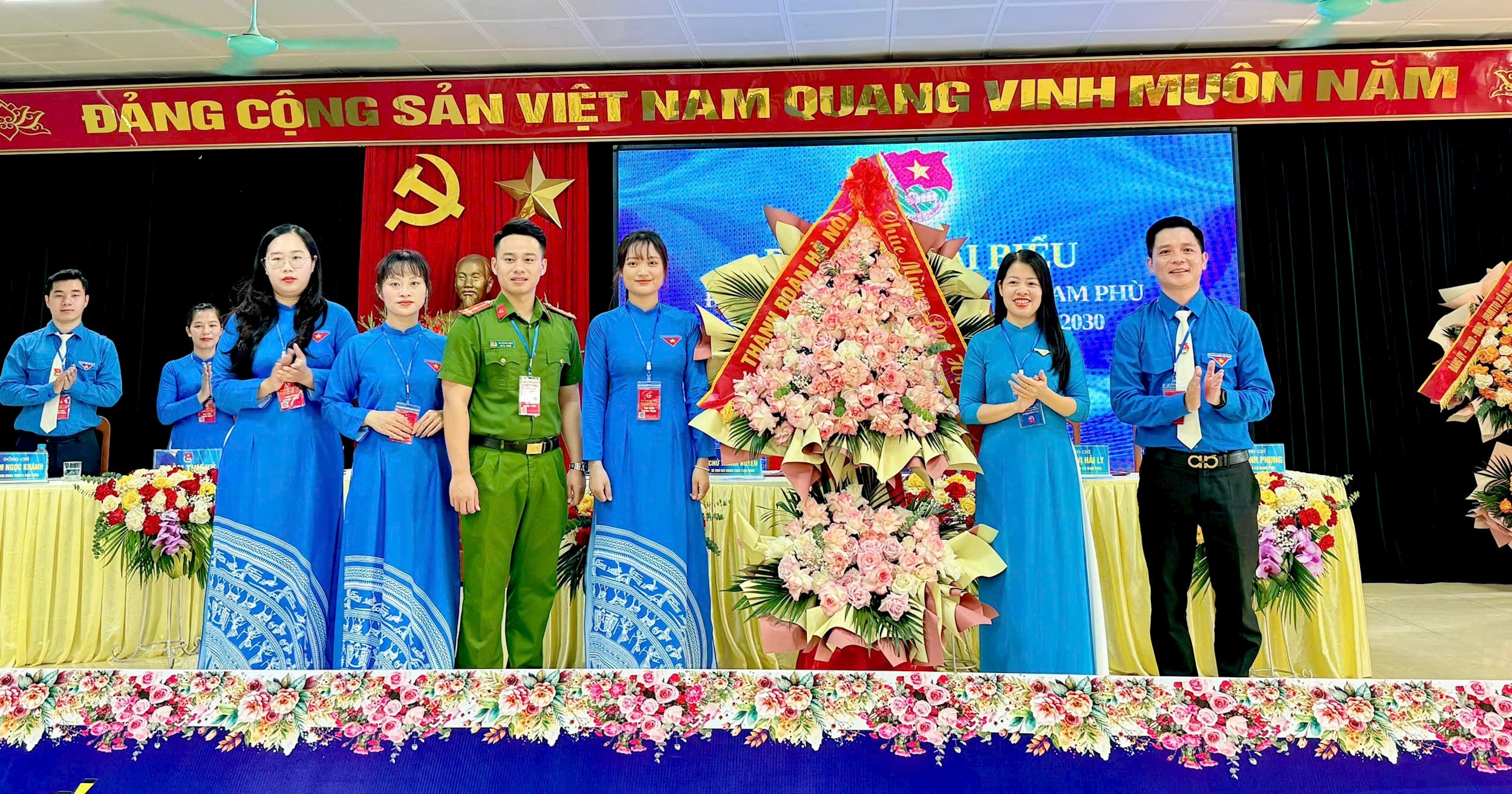 nam-phu-1.jpg