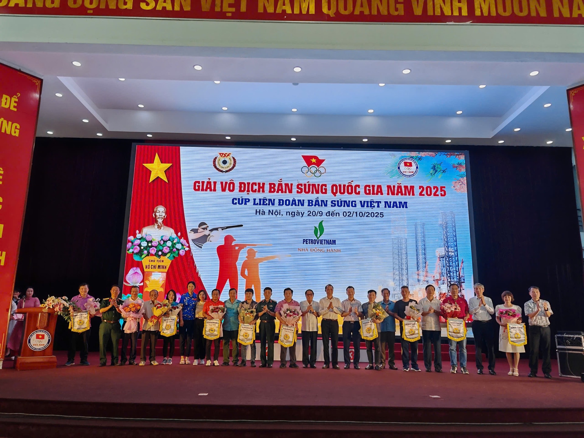 22-khai-mac-ban-sung-qg.jpg