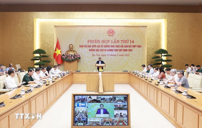 នាយករដ្ឋមន្ត្រី Pham Minh Chinh Iuu2.jpg
