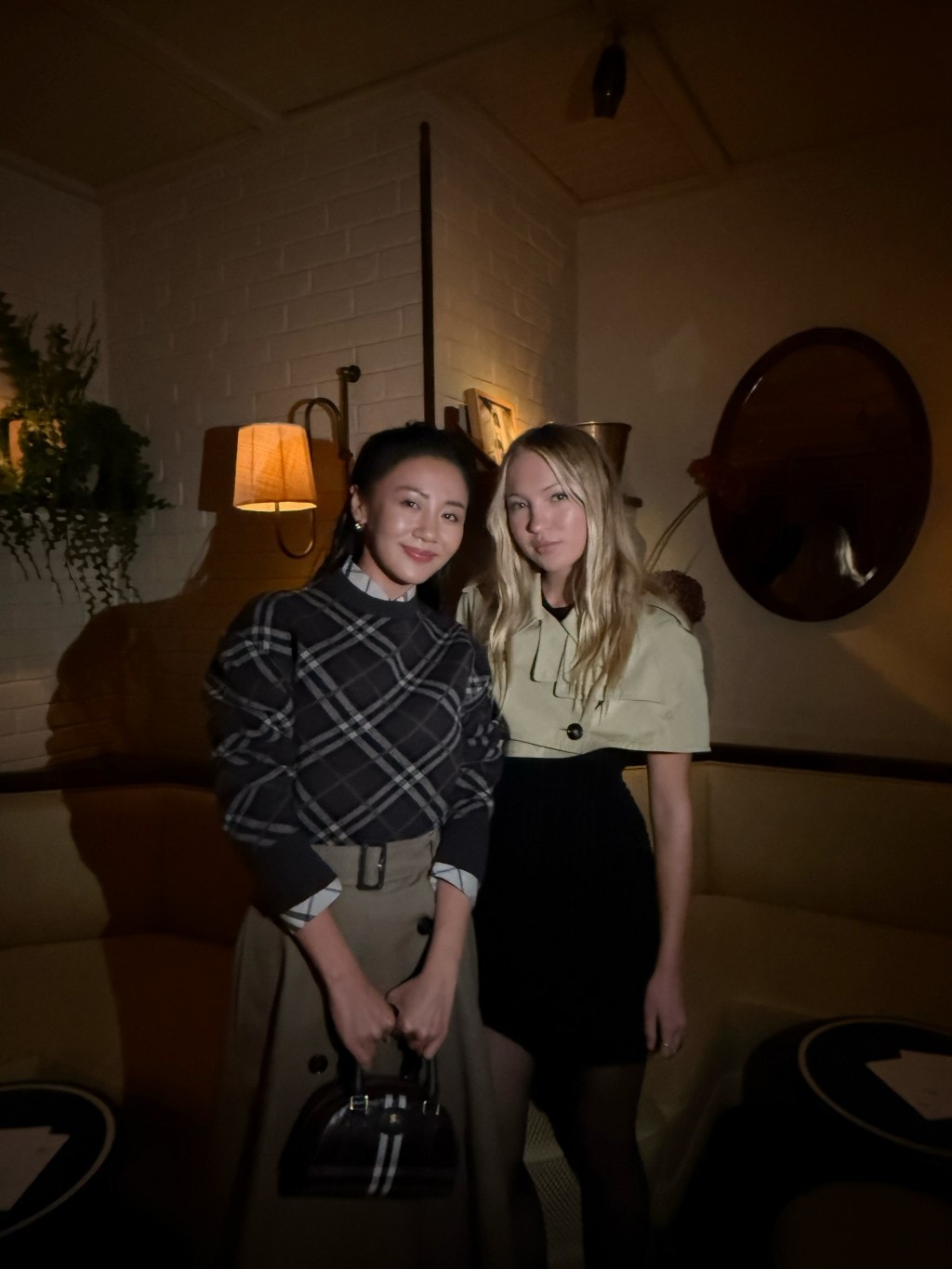 Văn Mai Hương và người mẫu Lila Grace