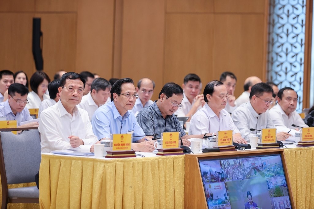 Lãnh đạo các bộ, ngành dự và phát biểu tại phiên họp - Ảnh: VGP/Nhật Bắc