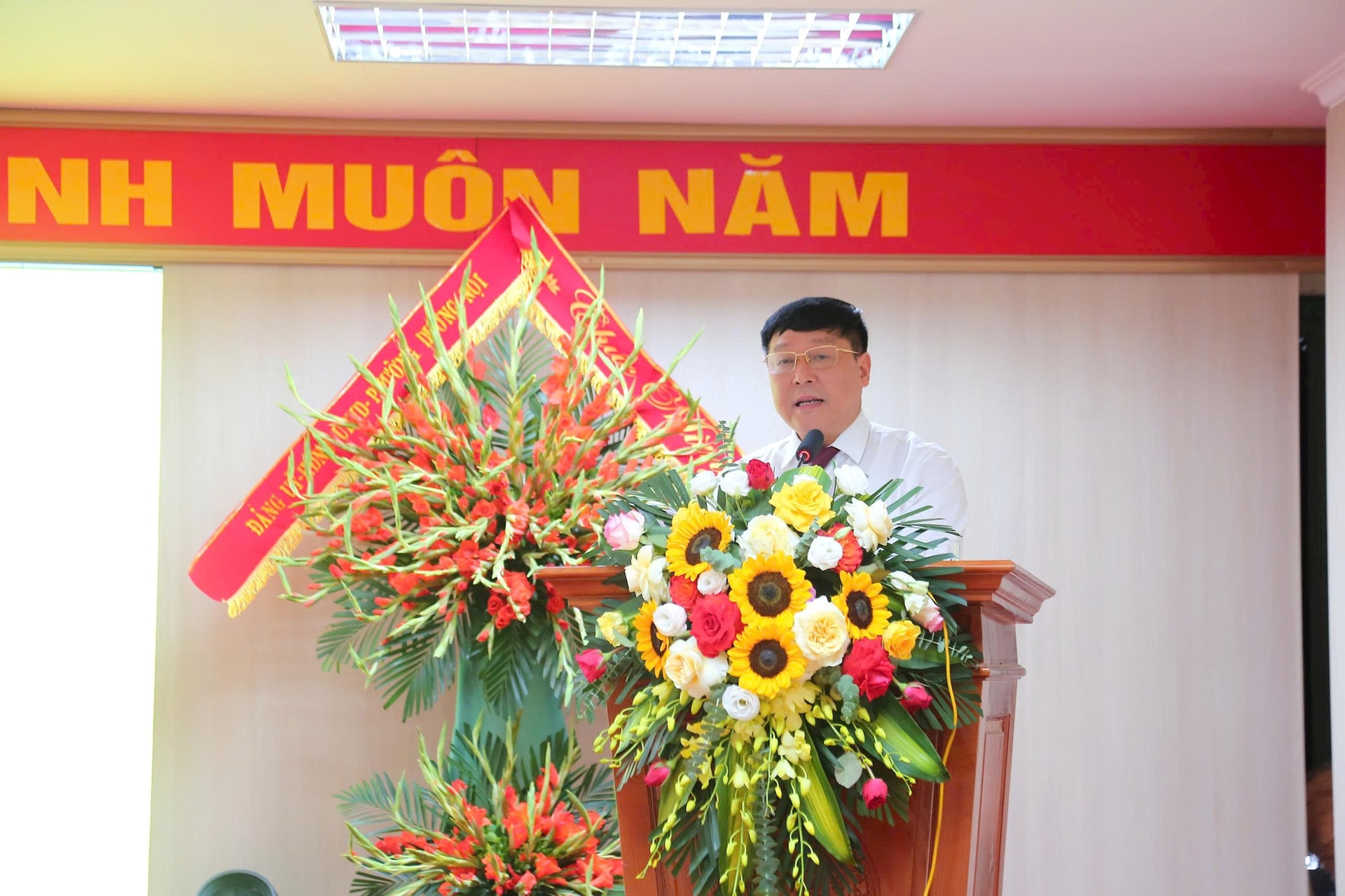 pham-anh-tuan.jpg
